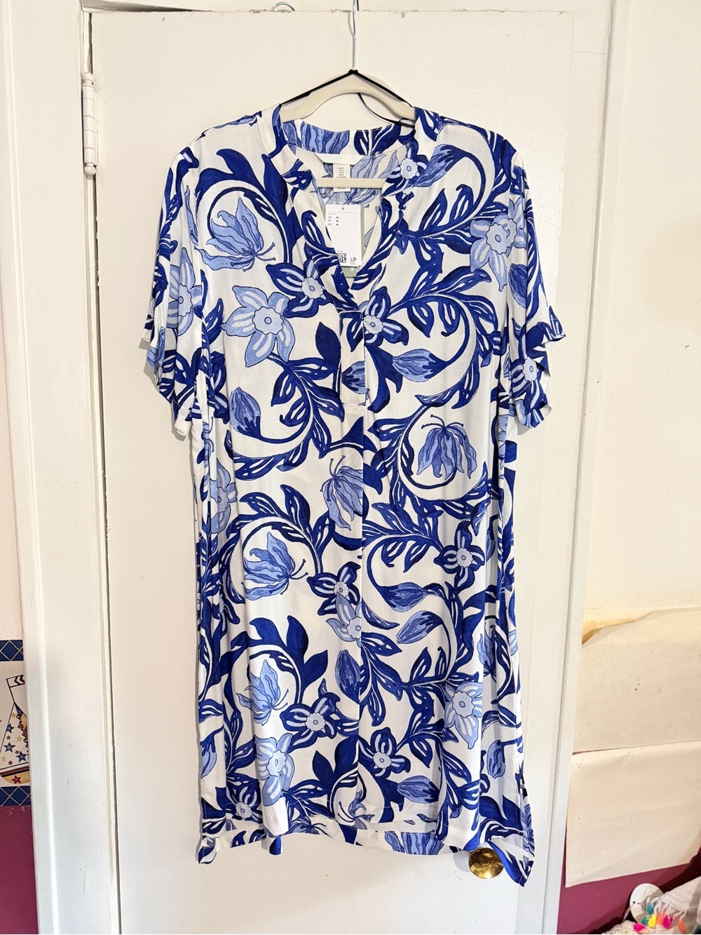 NWT Blue Floral V-Neck H&M Women’s Dress